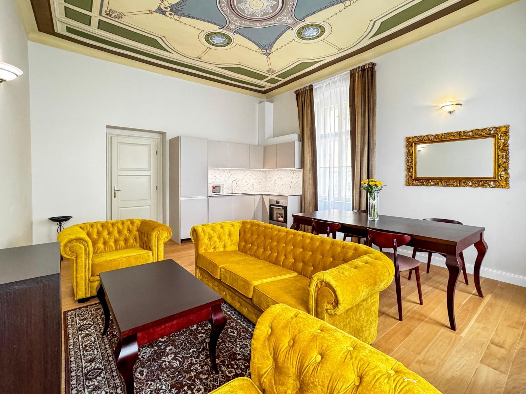 Residence Le Theatre 마리안스케 라즈네 외부 사진