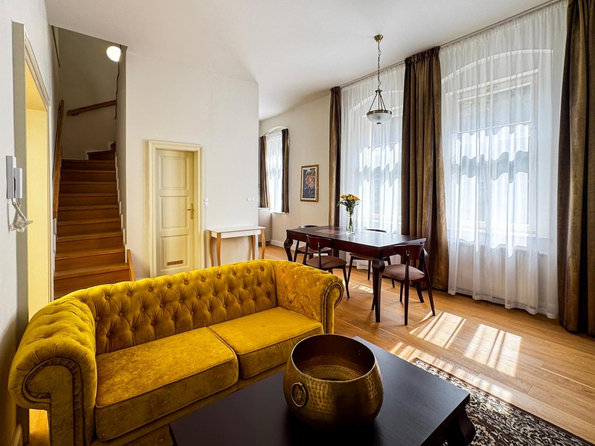 Residence Le Theatre 마리안스케 라즈네 외부 사진